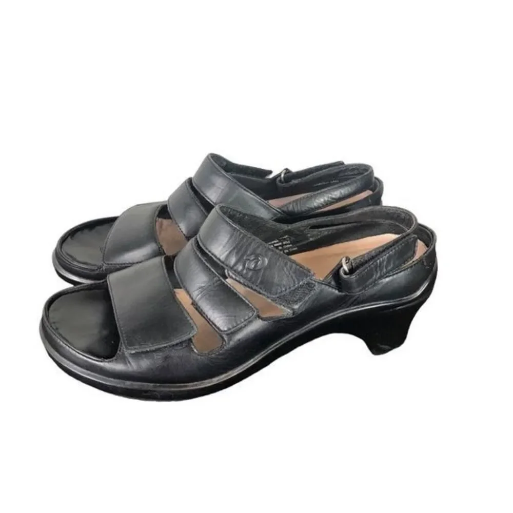 Aravon Megan Sandals Women’s 7B Comfort Adjustable Heeled Black Leather‎ Strap